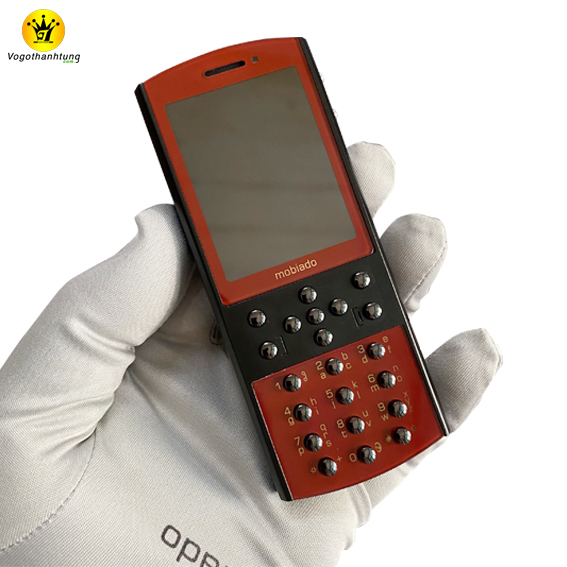 Mobiado 712 Red - D29